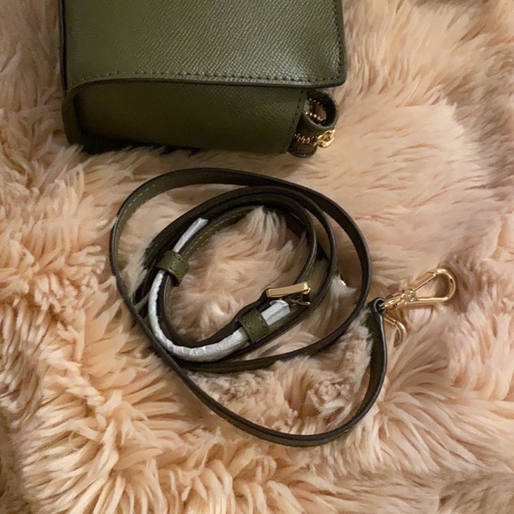 Michael Kors mini Selma crossbody bag - Picture 4 of 4